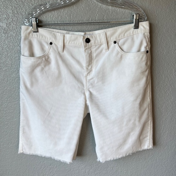 Carve Designs Oahu corduroy raw hem 10” shorts - Picture 3 of 12